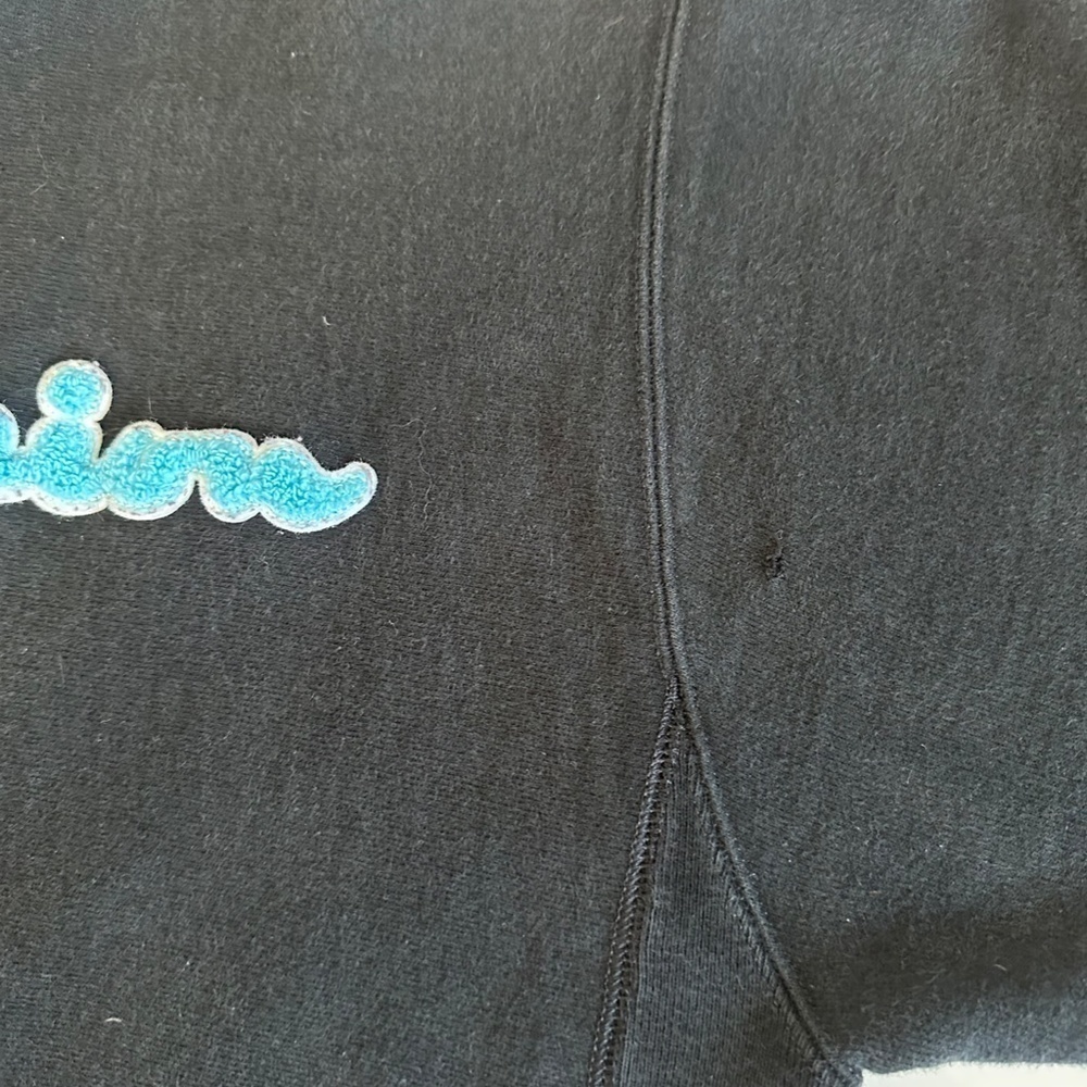 Champion Black Reverse Weave Crewneck Sweatshirt Spellout Logo MED Blue Pink - Picture 8 of 10